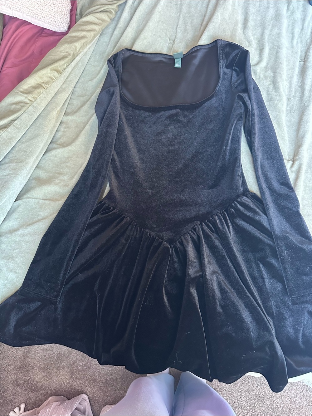 wild fable Black Velvet Long-Sleeve Skater Dress